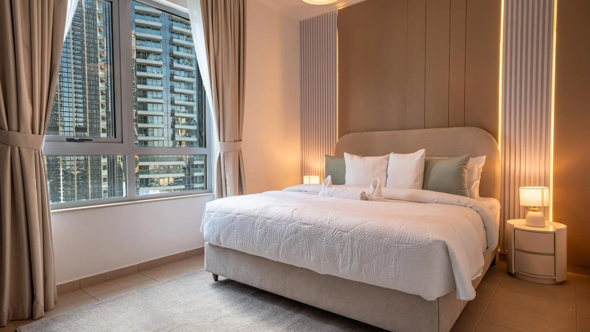 Best Location In Downtown Dubai Apartment